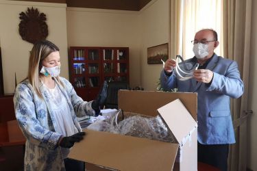 Kolejne przyłbice 3D dla Miasta