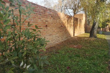 Wyremontowano kolejny odcinek murów obronnych Oleśnicy