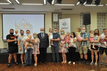 Program powitania młodych oleśniczan wraca - burmistrz spotkał się z najmłodszymi