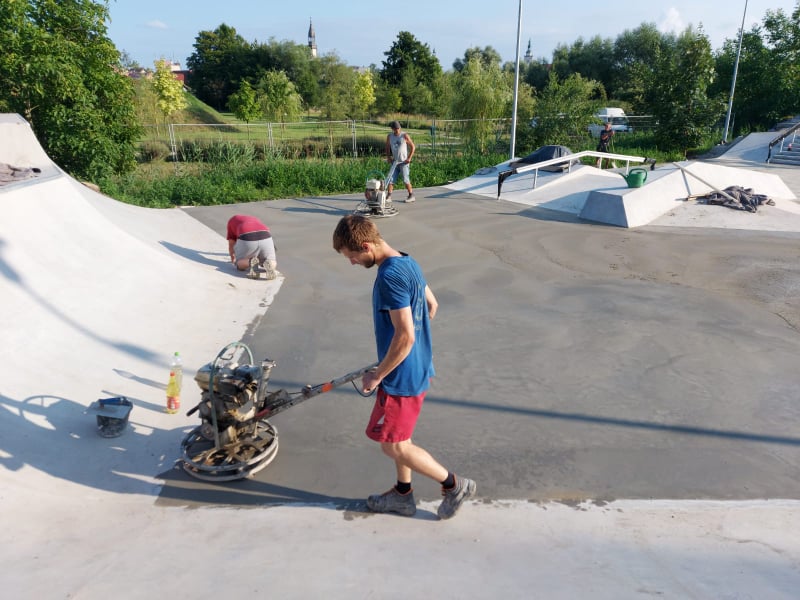 prace na skateparku prace na skateparku