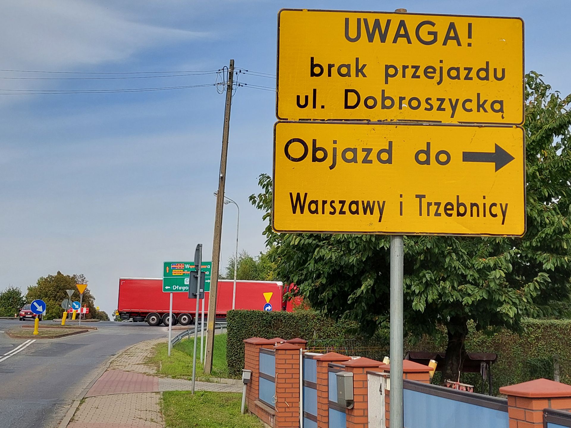 zdjęcie znaku drogowego