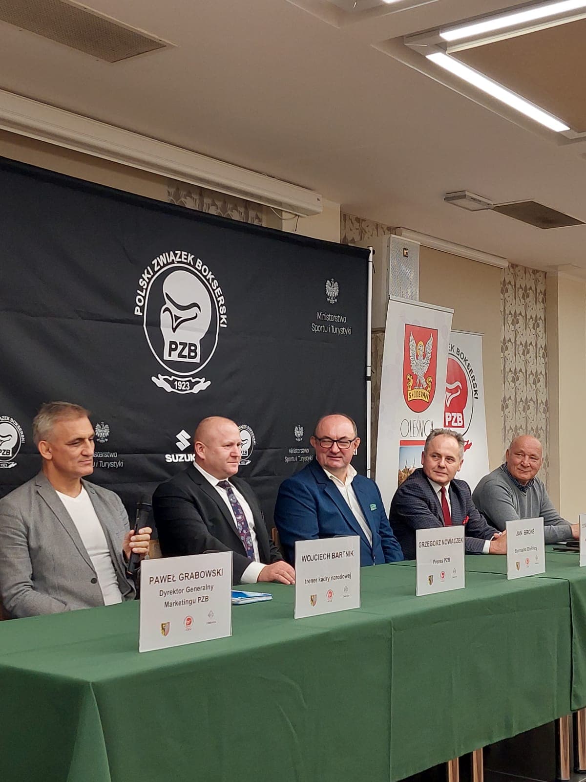 konferencja konferencja