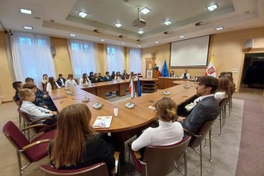 Odbyła się I sesja Młodzieżowej Rady Miasta Oleśnicy w roku szkolnym 2022/2023