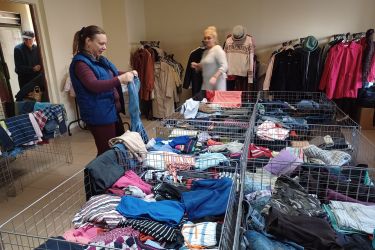 ŚRODA – DZIEŃ DLA POTRZEBUJĄCYCH OLEŚNICZAN w punkcie pomocy uchodźcom