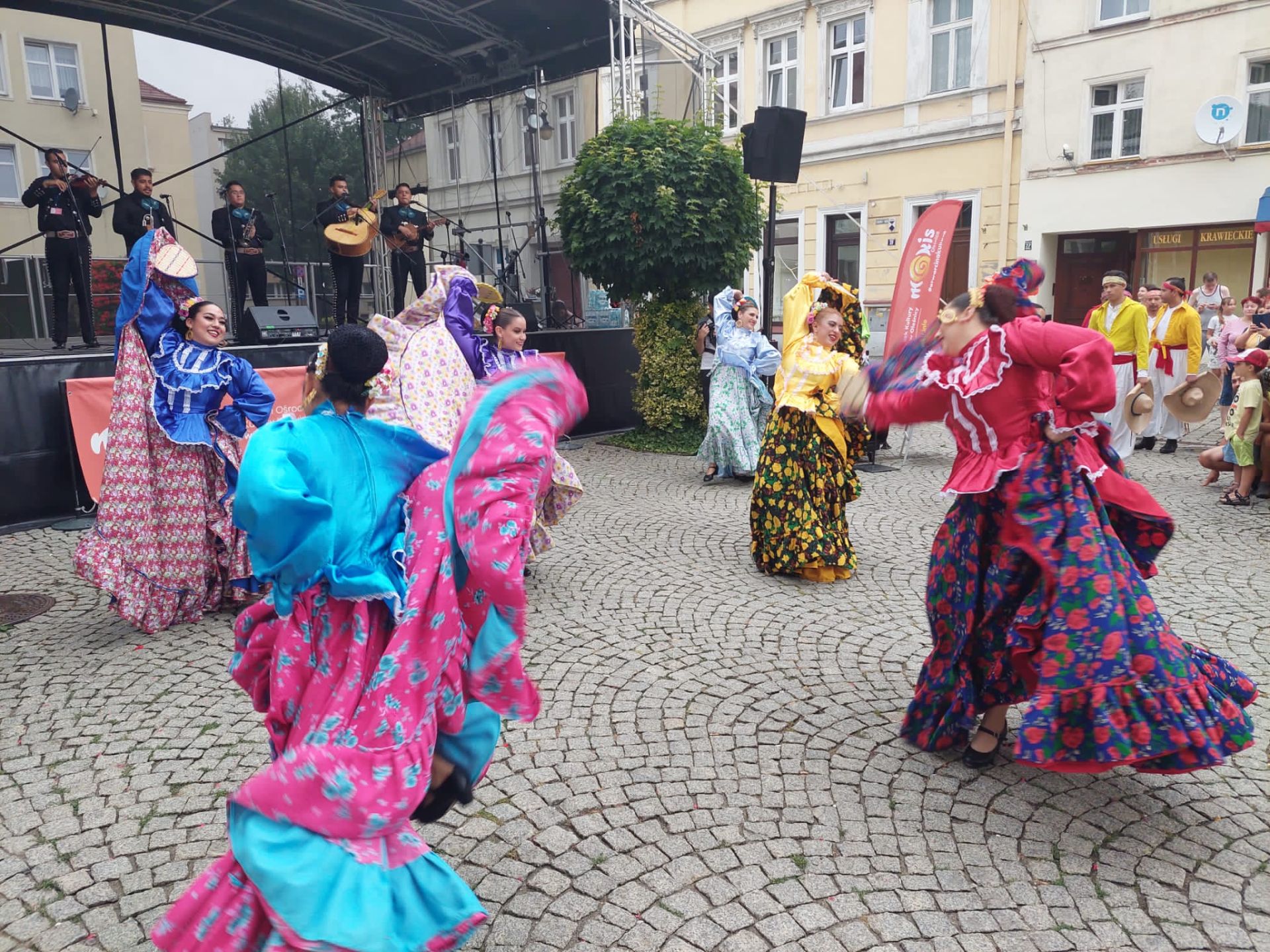 folklor tańce