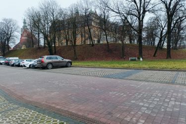 Zakończenie robót budowlanych na parkingu przy ul. Wałowej
