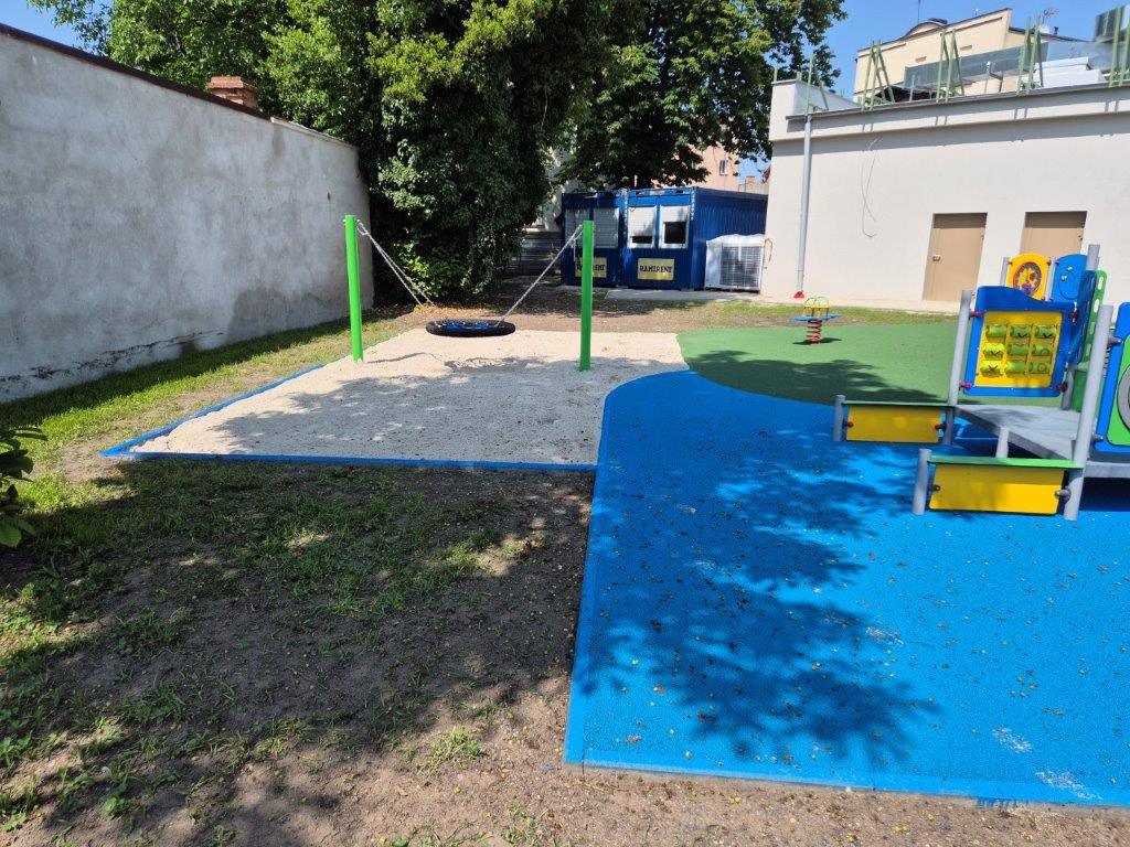 plac zabaw dla dzieci