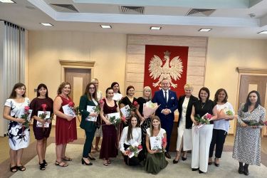 Wręczenie aktów nadania stopnia awansu zawodowego nauczyciela na stopień nauczyciela mianowanego 