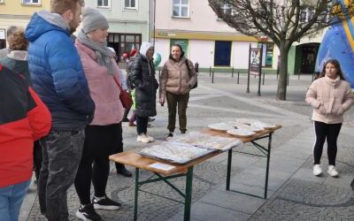 Zbiórka na jarmarku (11)