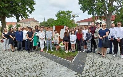 Pomnik prof. Antoniego Cieszyńskiego (12)