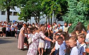 Żegnaj szkoło, witajcie wakacje! (7)