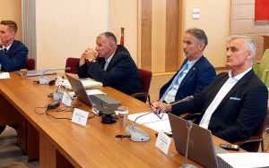 Wotum zaufania i absolutorium dla Burmistrza Oleśnicy (8)