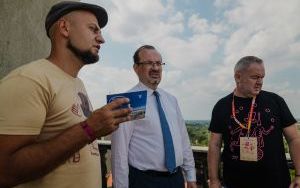 Festiwal OFCA odwiedził Wojewoda Dolnośląski Michał Awiżeń (6)