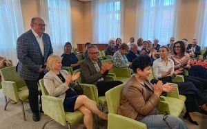 Wotum zaufania i absolutorium (9)