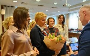 Wotum zaufania i absolutorium (8)