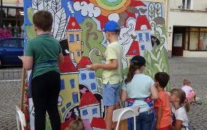 Warsztaty malarskie „Miejskie opowieści” (1)