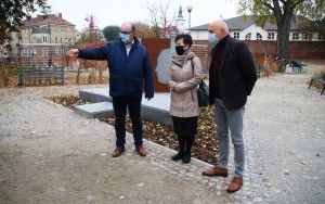 Skwerek przy ul. Cieszyńskiego (7)
